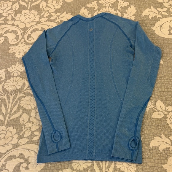 Lululemon Swiftly Tech Long Sleeve 2.0 ~ Size 4 ~ Regatta Blue - Picture 9 of 11